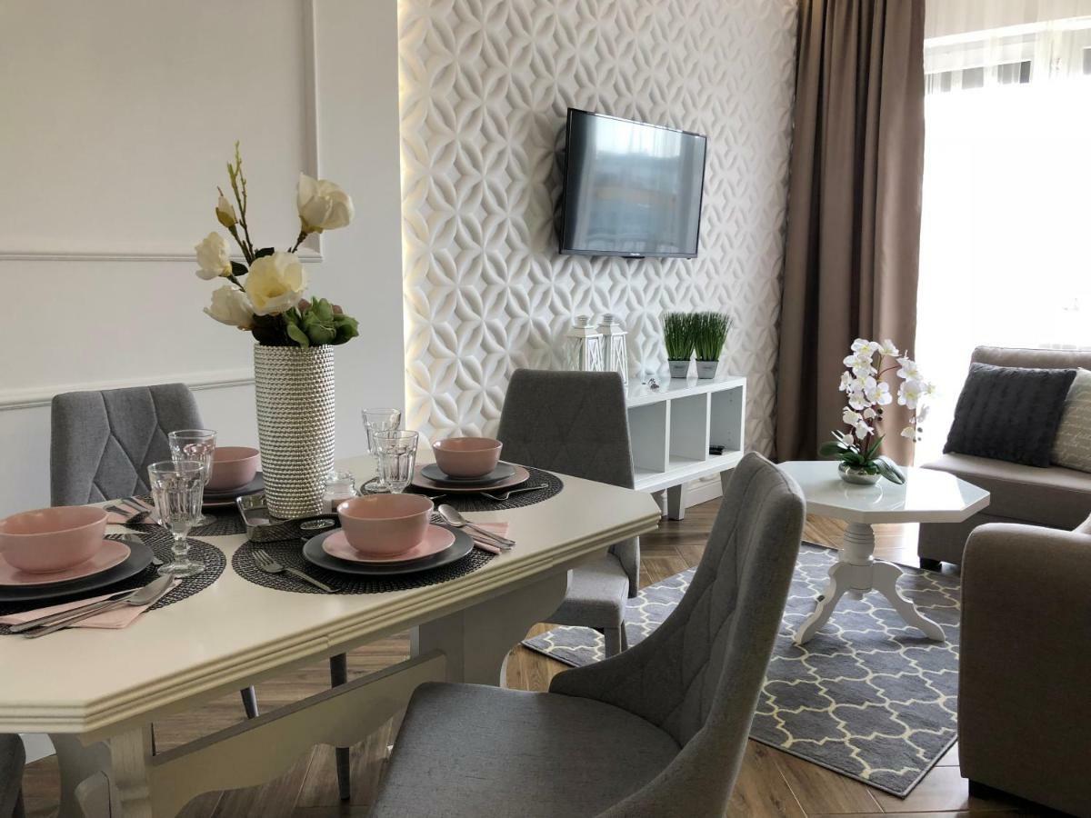 Family & Business Elegant Ul Warszawska - 2 Bedroom, Balcony, Parking Apartment Kielce